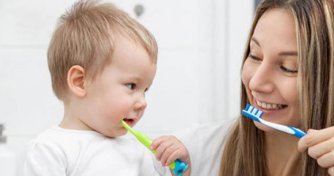 Çocukları Diş Fırçalamaya Teşvik Etme Yolları