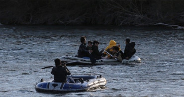 Çok Sayıda Göçmen Meriç Nehri Üzerinden Yunanistan Tarafına Geçti