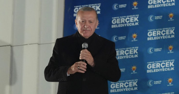 Cumhurbaşkanı Erdoğan Ankara’da binlerce kişiye seslendi: "Türkiye'ye söz durmadan dinlenmeden koşturacağız"