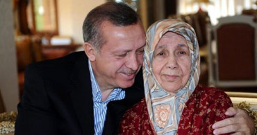 Cumhurbaşkanı Erdoğan Anneler Günü Mesajı Yayınladı