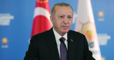 Cumhurbaşkanı Erdoğan: CHP Yönetimi Ayaklarına Taş Değse AK Parti'yi Suçluyor