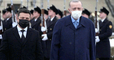 Cumhurbaşkanı Erdoğan, Ukrayna'da Resmi Törenle Karşılandı!