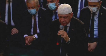Cumhurbaşkanı Erdoğan'dan Tarihi Namaz'da Kur'an Tilaveti