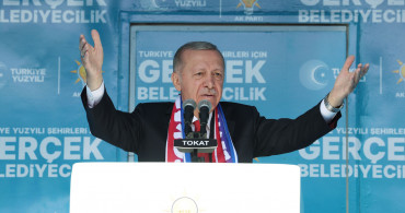 Cumhurbaşkanı Erdoğan’ın Tokat’ta: ‘‘CHP, DEM ile ittifak kurarak menfaat hesaplarını her şeyin üzerinde tutuyor. Ülkeye zarar veriyorlar’’