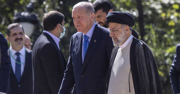 Cumhurbaşkanı Recep Tayyip Erdoğan İran'da! İki lider bir araya gelerek önemli açıklamalarda bulundu