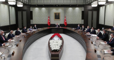 Cumhurbaşkanlığı Kabinesi, Başkan Erdoğan Başkanlığında Toplanıyor! Masada 4 Kritik Konu Var