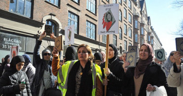 Danimarka'da Kuran'a ve Kutsal Kitaplara Saygı Yürüyüşü Düzenlendi