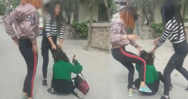 Denizli'de Çete Kuran Genç Kızlar İki Kız Çocuğunu Sokak Ortasında Dövdüler