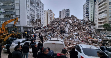 Deprem uzmanından yeni uyarı: Kahramanmaraş depremi tsunamiye yol açabilir