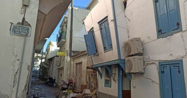 Deprem Yunanistan'ı Da Etkiledi! 2 Kişi Öldü