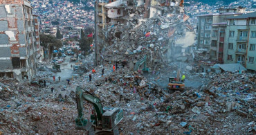 Depremler sonrası korkutan açıklama: 2050 yıllarında yenisi yaşanabilir