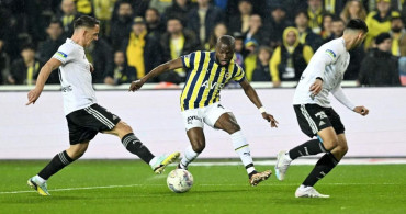 Dev derbide tarihi anlar: Fenerbahçeli taraftarlar Beşiktaş’ı alkışladı