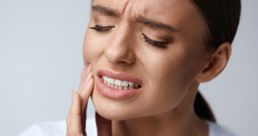 Diş ağrısına ne iyi gelir, diş ağrısını ne geçirir? Evde diş ağrısını geçirmenin doğal yolları