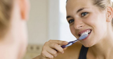 Diş Fırçası Seçerken Nelere Dikkat Edilmeli?