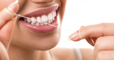 Diş İpi Kullanmak Ağız Kokusunu Azaltıyor