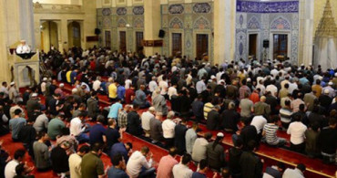 Afrin Duasını Duyan HDP'liler Camiyi Terk Etti