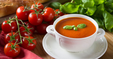 En güzel domates çorbası nasıl yapılır, domates çorbasına hangi baharat yakışır?