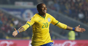 Dünyaca ünlü futbolcuya hapis şoku: Robinho, tecavüz suçuyla Brezilya’da tutuklandı