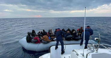 Ege Denizi'nde Yaşanan Göçmen Mağduriyeti Devam Ediyor, Kadınları Taciz Bile Ediyorlar!