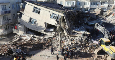 Elazığ ve Malatya'da Deprem Nedeniyle Varlıklarının Üçte Birini Kaybedenlerin Vergi Borcu Silinecek!