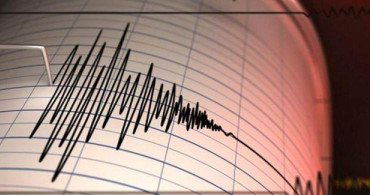 Elazığ'da Bir Saat İçinde 2 Deprem!