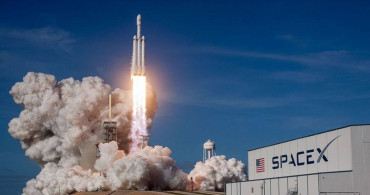 Elon Musk ciddi zarara uğradı: Güneş patlaması Starlink uydularını yok etti