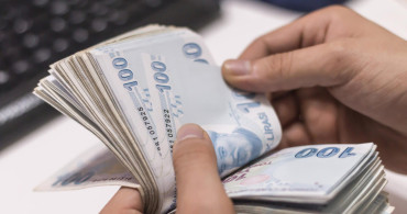 Emeklilere Müjdeli Haber: 4 Bin Lira İkramiye Ödenecek!