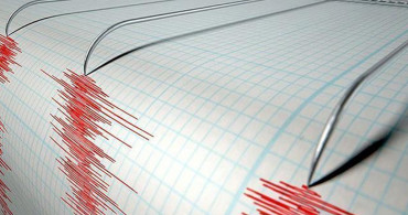 Endonezya'da 7,3 Büyüklüğünde Korkutan Deprem!