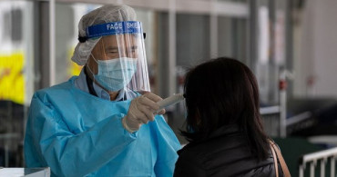  Endonezya'da Coronavirüs Vaka Sayısı 27'ye Çıktı