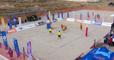 Erciyes'te Plaj Voleybolu Turnuvası Heyecanı