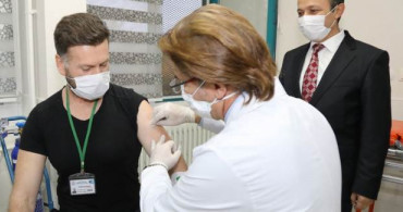 Erciyes Üniversitesi Geliştirdiği Kovid-19 Aşısının İnsan Denemelerine Başladı