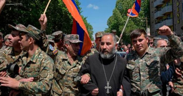 Ermenistan'da Erkeklere Askerlik Kısıtlaması
