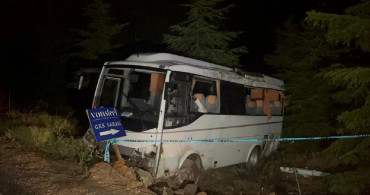 Eskişehir'de polisleri taşıyan minibüs uçuruma yuvarlandı: Çok sayıda polis yaralandı