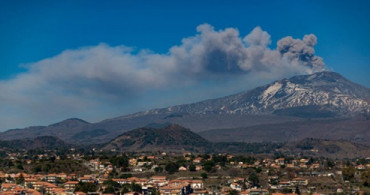 Etna Yanardağı Aktif Duruma Geçti