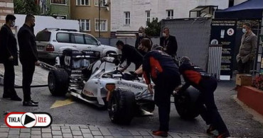 F1 Takımı Alpha Tauri'nin Aracı Yolda Kaldı
