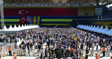 Fenerbahçe’de başkanlık seçimi heyecanı: Aziz Yıldırım ve Ali Koç’un listeleri netleşti