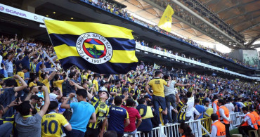 Fenerbahçe’den resmi açıklama geldi: 3 oyuncu takıma veda etti