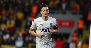 Fenerbahçeli yıldız Mesut Özil Endonezya Ligi'ne mi transfer oluyor? Mesut Özil'den transfer açıklaması