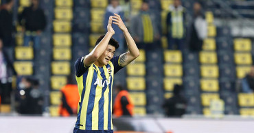 Fenerbahçe’nin yıldızı Kim Min Jae takımdan ayrılıyor mu? Napoli Kim Min Jae transferini bitirdi mi? Napoli Sportif Direktörü Kim Min Jae’nin Fenerbahçe’den transferi hakkında konuştu