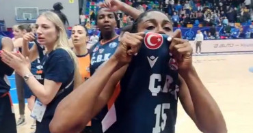 FIBA yetkililerinden Türk bayrağına büyük saygısızlık