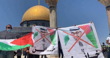 Filistinliler,BAE Heyetini Mescid-i Aksadan Çıkardı