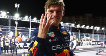 Formula 1'de şampiyon Verstappen!