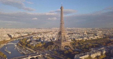 Fransa'nın görkemli Eyfel Kulesi paslandı! Sızdırılan gizli raporlara göre Eyfel Kulesi'nin restorasyon çalışmalarına ihtiyacı olduğu belirtildi!