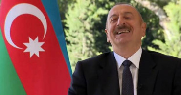 Fransız Sunucunun Türk İHA’sı Sorusuna Aliyev Gülerek Cevap Verdi