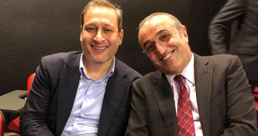 Galatasaray Başkanı Burak Elmas'tan Fenerbahçe Başkanı Ali Koç'a İlk Taş
