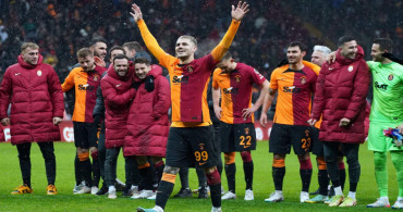 Galatasaray sol gösterip sağ vurdu: Paredes beklenirken Fred geliyor