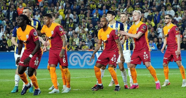 Galatasaray'da Fenerbahçe karşısında alınan mağlubiyet sonrası Patrick Van Aanholt'a tepkiler gelmiş!