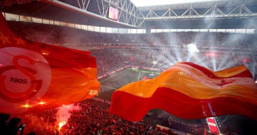 Galatasaray'ın Kupa Töreninde Sinan Gümüş ve Diagne'ye Islıklı Protesto