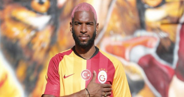 Galatasaray'ın Yeni Transferi Ryan Babel'den Metin Oktay Selamı!