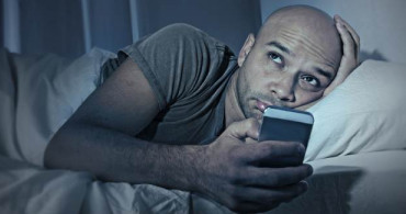 Gece Telefon Ve Tablet Kullanmak Sperm Sayısını Düşürüyor